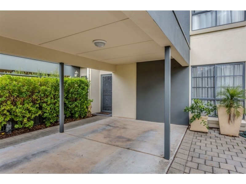 Home 4/2A Rosedale Place, Magill SA 5072