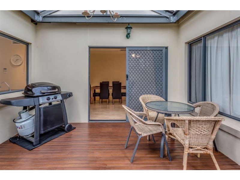 Home 4/2A Rosedale Place, Magill SA 5072