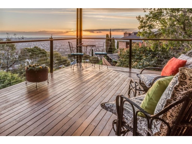 6 Seaview Road, Mount Osmond SA 5064