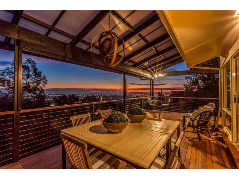 6 Seaview Road, Mount Osmond SA 5064