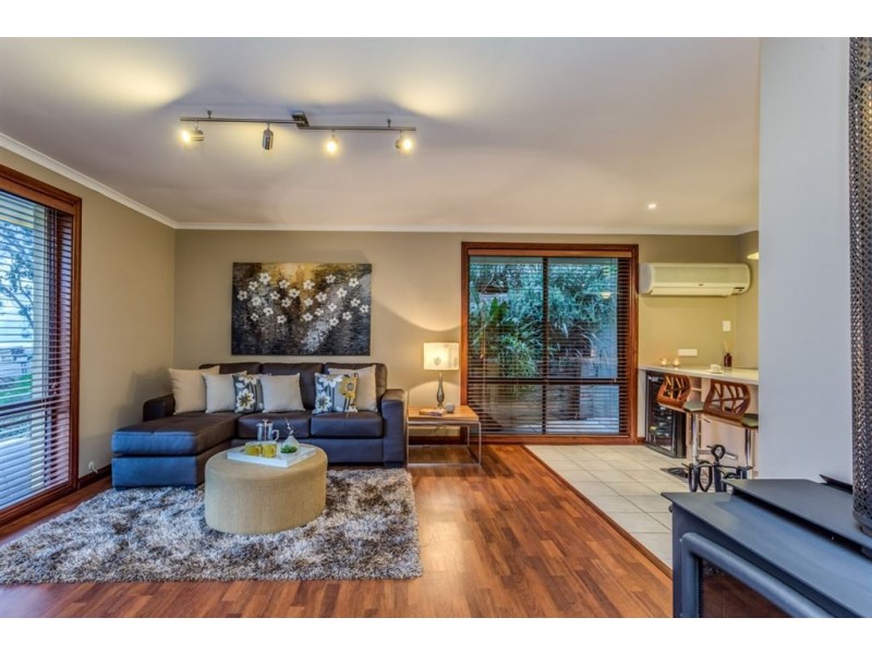 2 Christopher Ave, (adj Burnside), Greenhill SA 5140