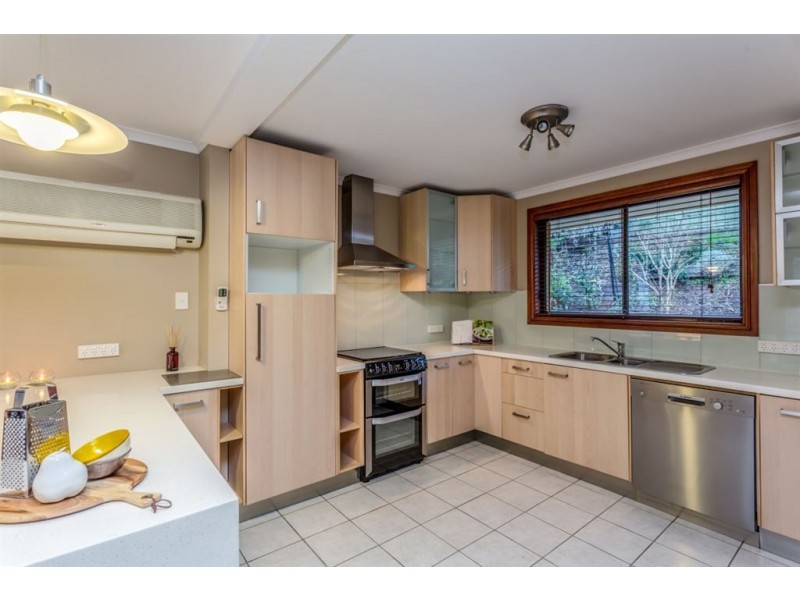 2 Christopher Ave, (adj Burnside), Greenhill SA 5140