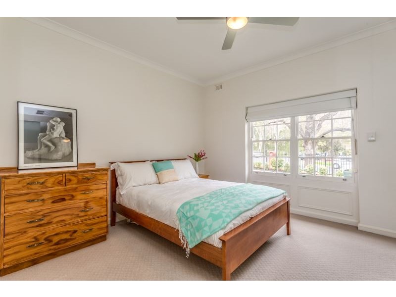 29 Hallett Rd, (fronts Cowan St), Erindale SA 5066