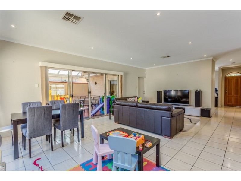 14 Horwood Avenue, Rostrevor SA 5073