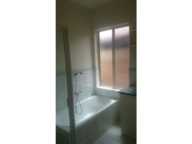 27 Shropshire Avenue, Hillcrest SA 5086