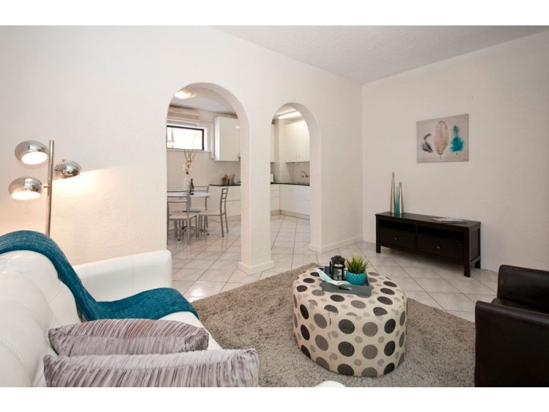 9/23 Moseley Street, Glenelg SA 5045