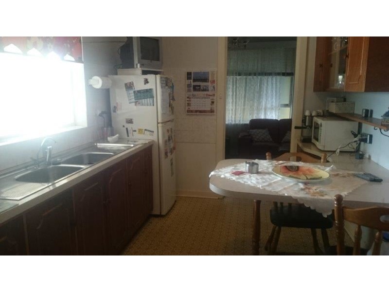 8 Margaret Avenue, Rostrevor SA 5073