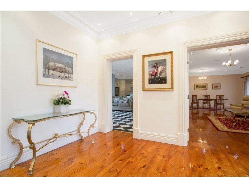 2 Rosedale Avenue, Wattle Park SA 5066