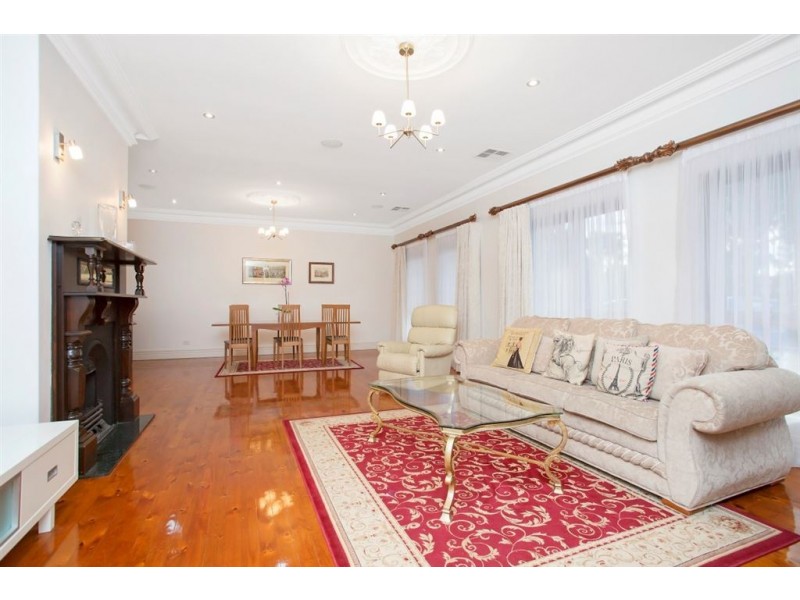 2 Rosedale Avenue, Wattle Park SA 5066