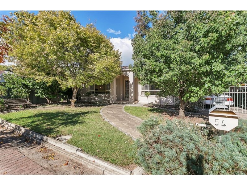 54 Langman Grove, Felixstow SA 5070