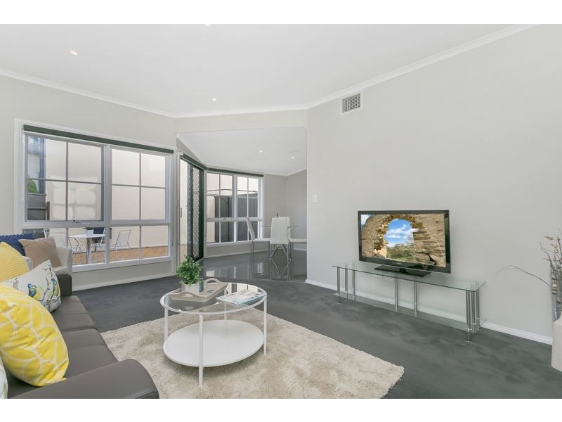House 1/53 Bishops Place, Kensington SA 5068