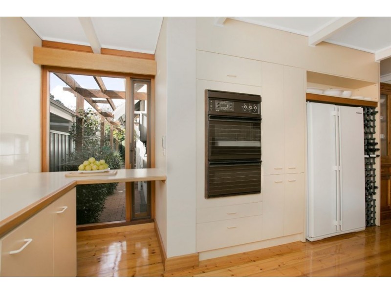 10 Deepdene Avenue, Westbourne Park SA 5041