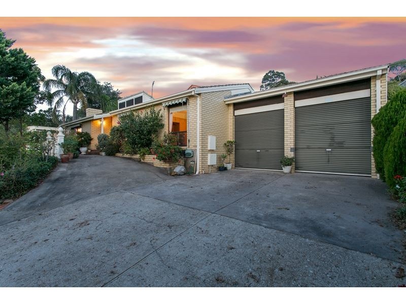 21 Woodhouse Crescent, Wattle Park SA 5066