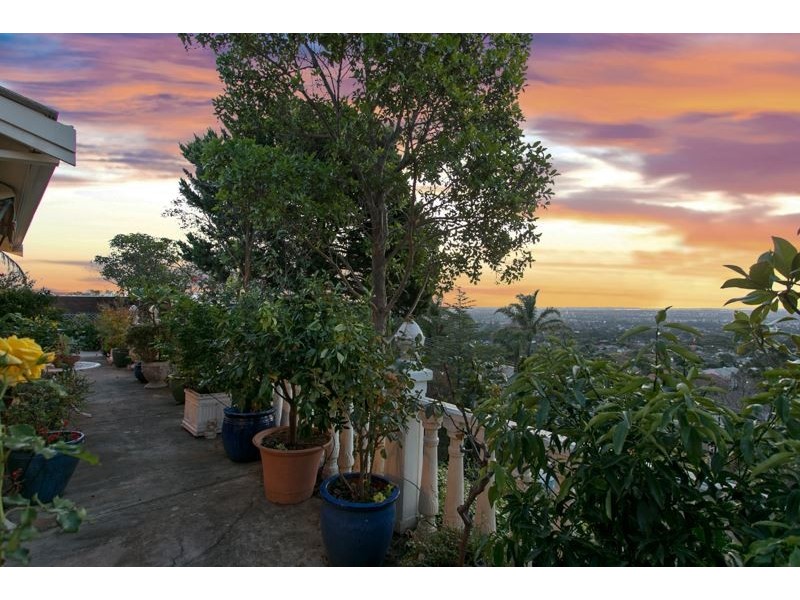 21 Woodhouse Crescent, Wattle Park SA 5066