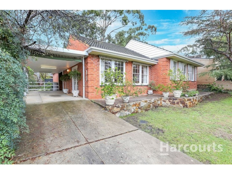 7 Heather Ave, (adj. Rostrevor), Woodforde SA 5072