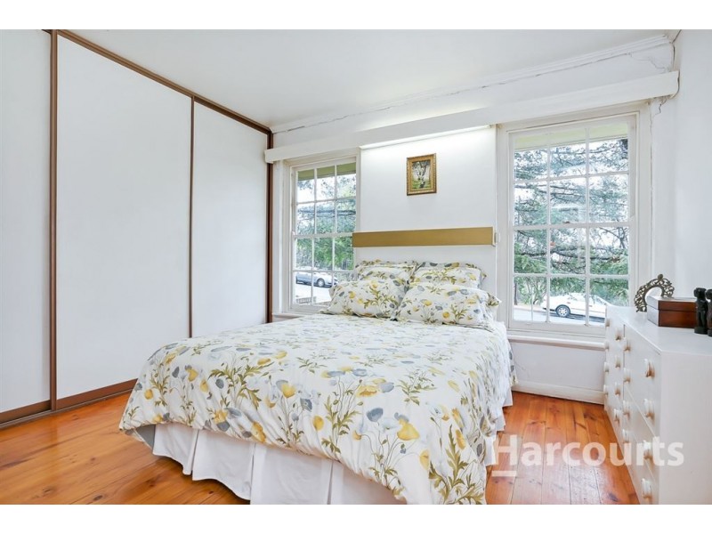 7 Heather Ave, (adj. Rostrevor), Woodforde SA 5072