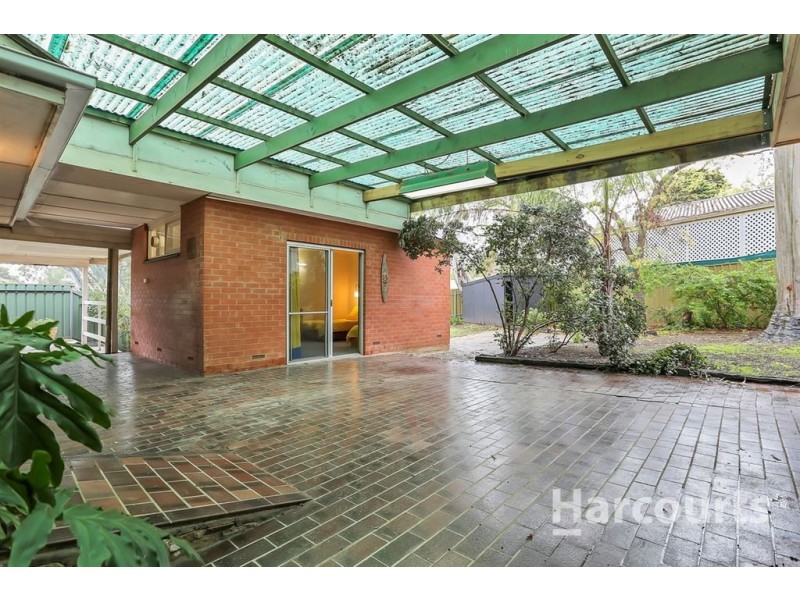 7 Heather Ave, (adj. Rostrevor), Woodforde SA 5072