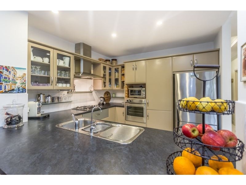 21 Piccadilly Crescent, Campbelltown SA 5074