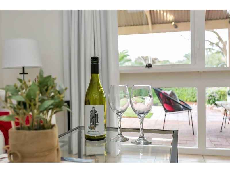 6 Ingrid Street, Clapham SA 5062