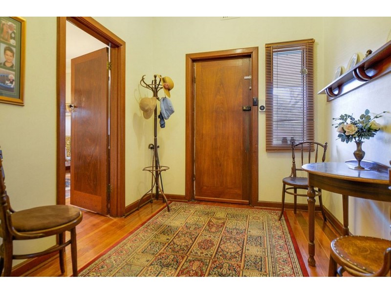 7 Glenrowan Avenue, Myrtle Bank SA 5064