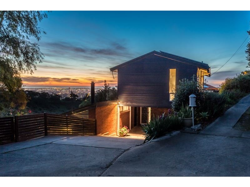 2 Knoll Crescent, Teringie SA 5072