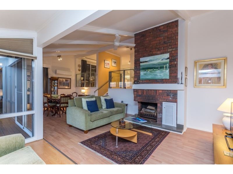 2 Knoll Crescent, Teringie SA 5072