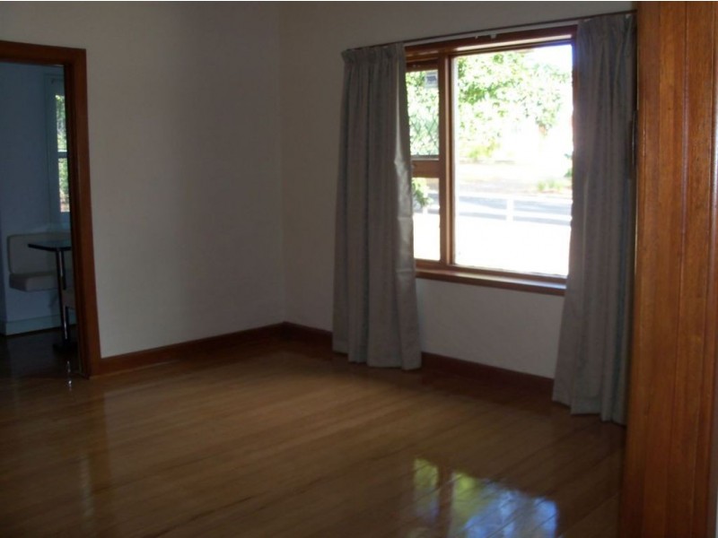 14 Hallett Road, Wattle Park SA 5066