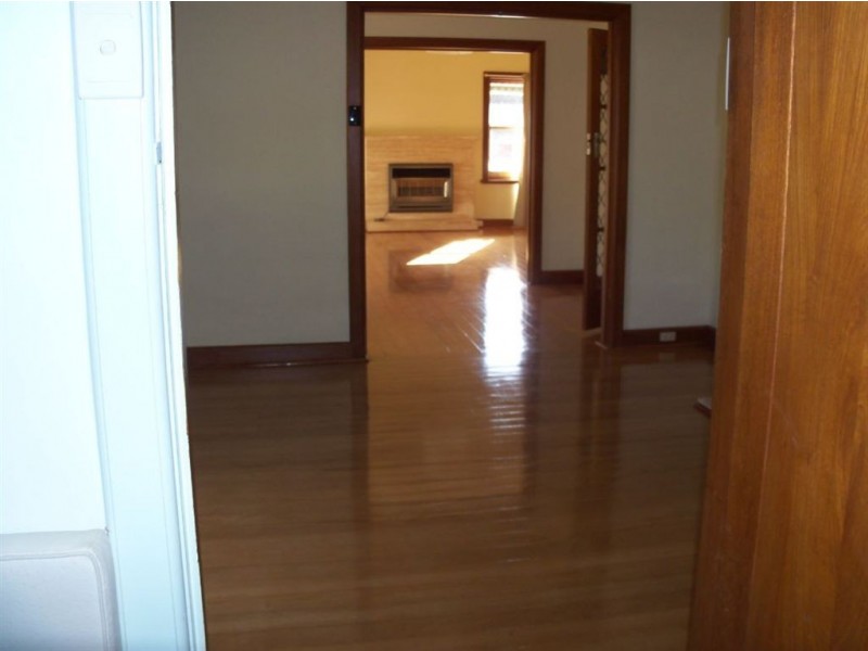 14 Hallett Road, Wattle Park SA 5066