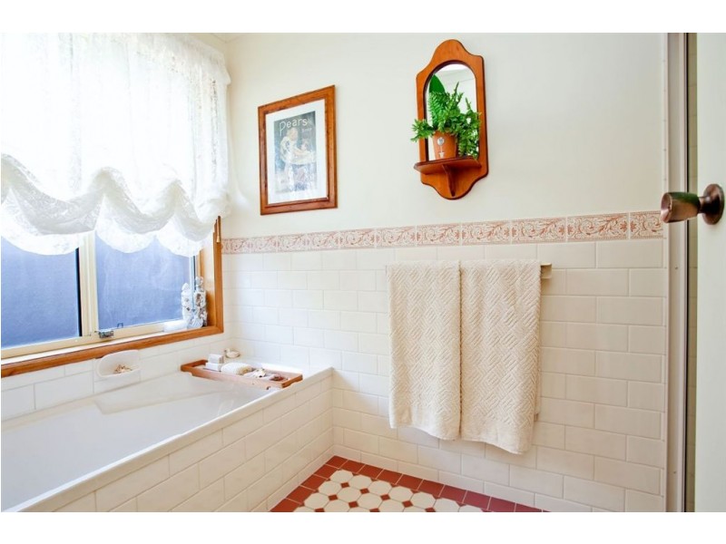 5 Alexis Street, Hope Valley SA 5090