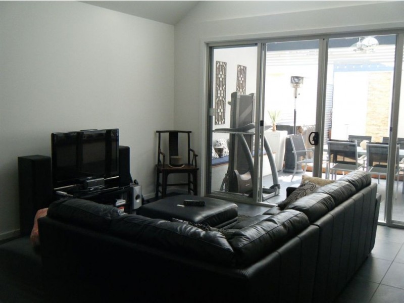 77a Devonport Terrace, Prospect SA 5082