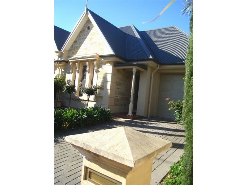 11 Moore Street, Tranmere SA 5073