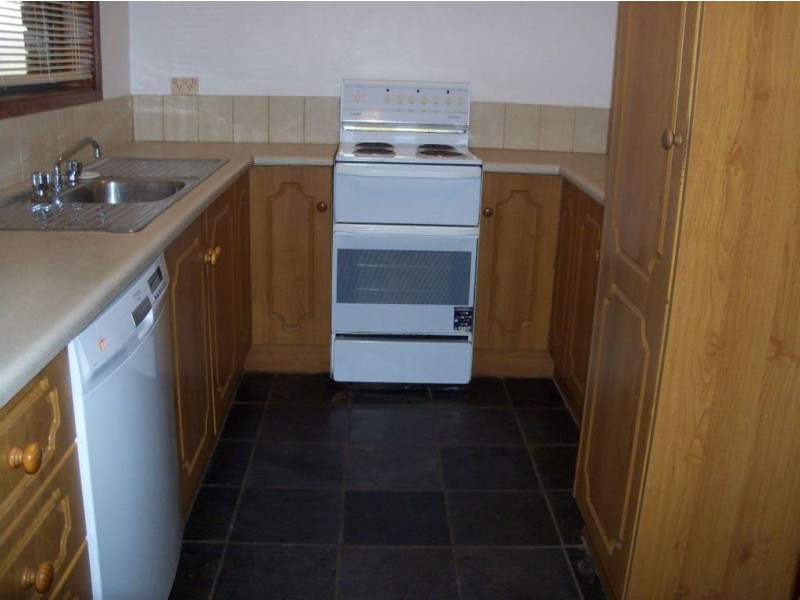 4 Smart Court, Evanston Park SA 5116