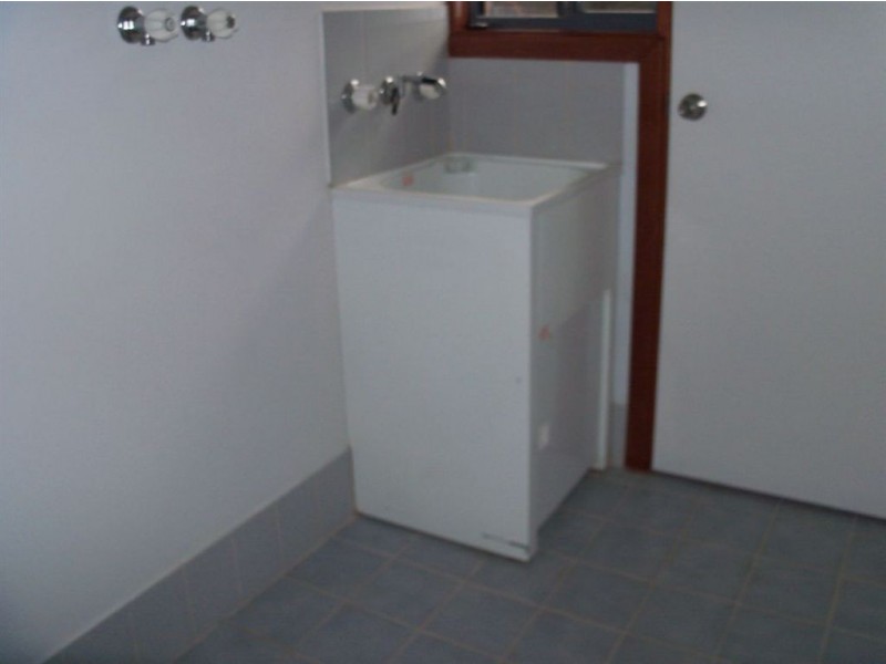 4 Smart Court, Evanston Park SA 5116