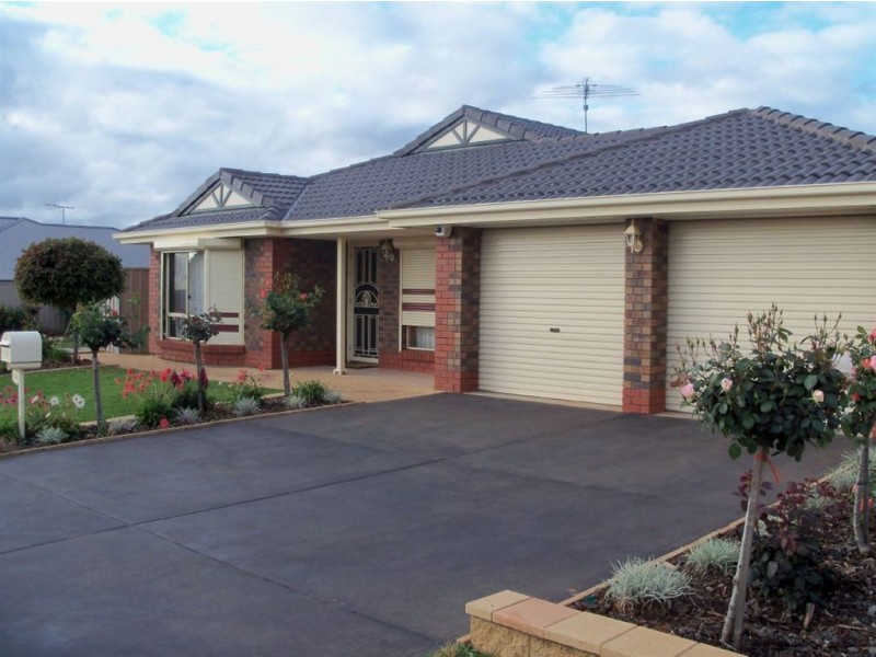 35 Rossitter Drive, Evanston Park SA 5116