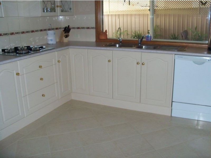 35 Rossitter Drive, Evanston Park SA 5116