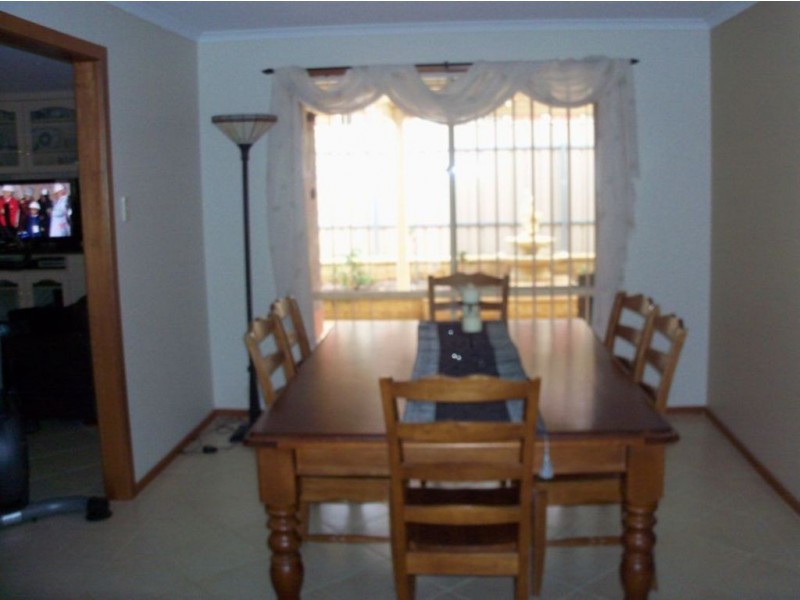 35 Rossitter Drive, Evanston Park SA 5116