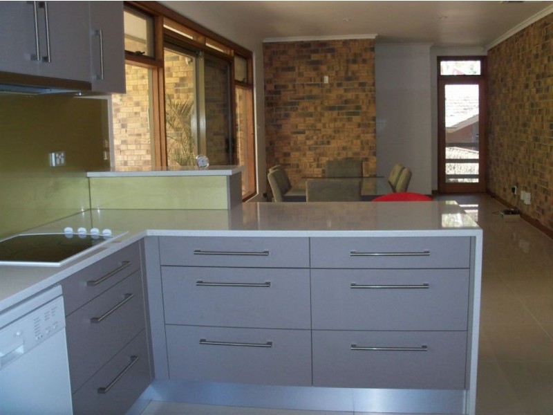 24 Grevillea Crescent, Stonyfell SA 5066