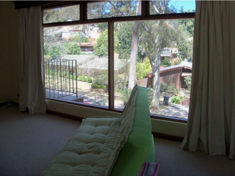 24 Grevillea Crescent, Stonyfell SA 5066