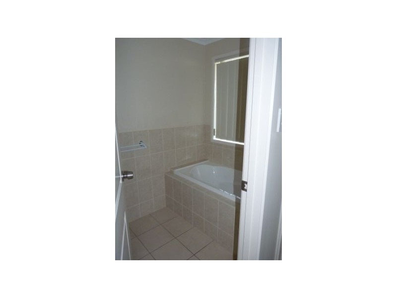 20 Atze Parade, Nuriootpa SA 5355