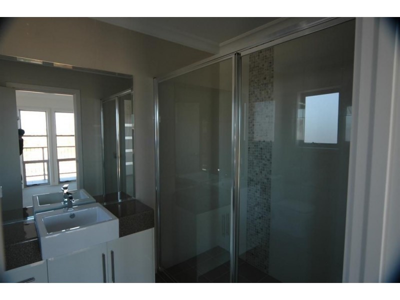 30 Victoria Parade, Mawson Lakes SA 5095