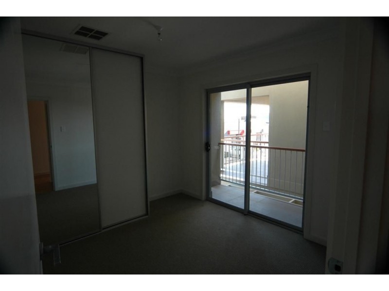 30 Victoria Parade, Mawson Lakes SA 5095