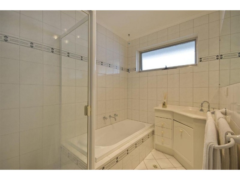 14 Anona Way, Fairview Park SA 5126