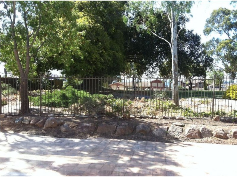 3 Patrick Auld Drive, Auldana SA 5072