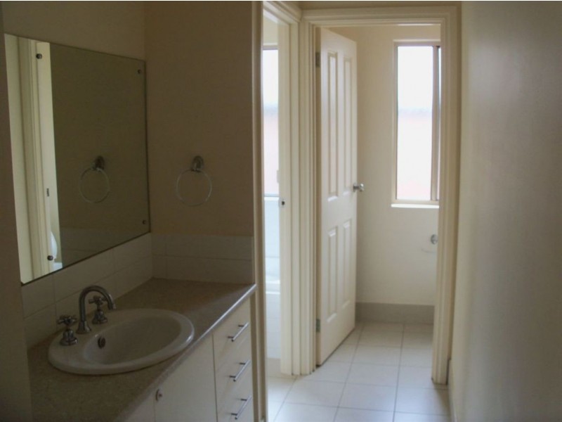 5b Thistle Avenue, Klemzig SA 5087