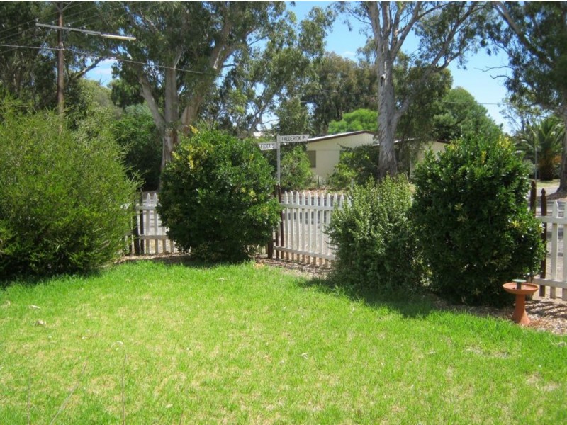 2 Frederick Place, Auburn SA 5451