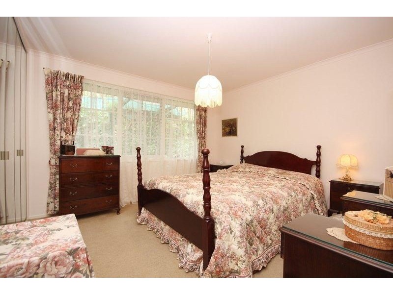 3 Whitbread Grove, Skye SA 5072