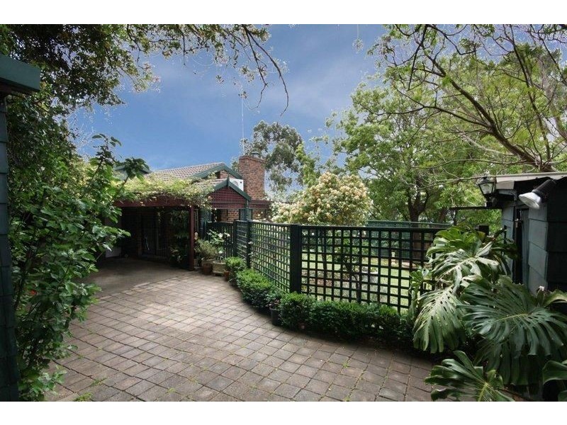 3 Whitbread Grove, Skye SA 5072