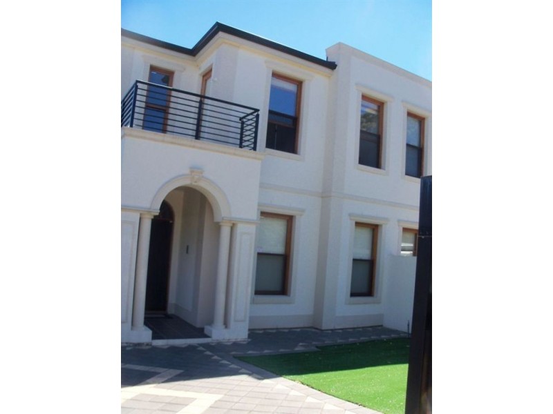 2 Austin Crescent, St Georges SA 5064