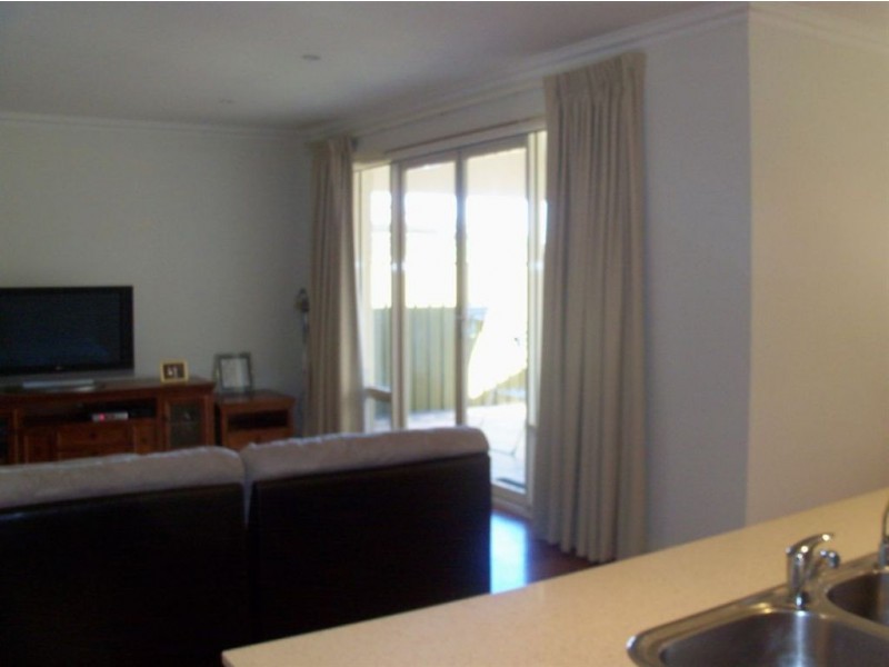 2 Austin Crescent, St Georges SA 5064