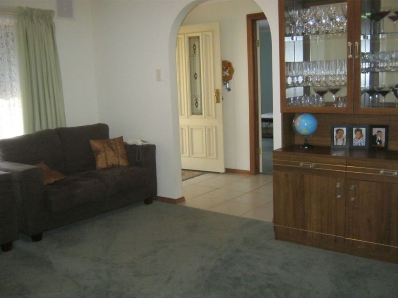 4 Castine Terrace, Riverton SA 5412